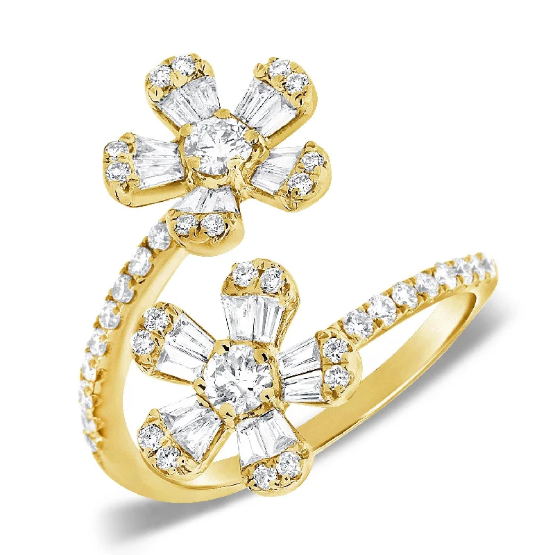 vintage-inspired ladies ring-14K Yellow Gold Round and Baguette Diamond Flower Wrap Ring