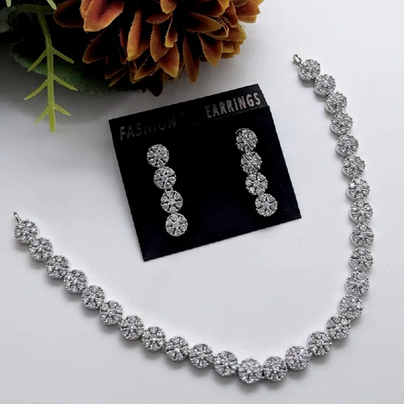 bridesmaid gift ladies necklace-Aamrapali Silver Plated AD Necklace Set