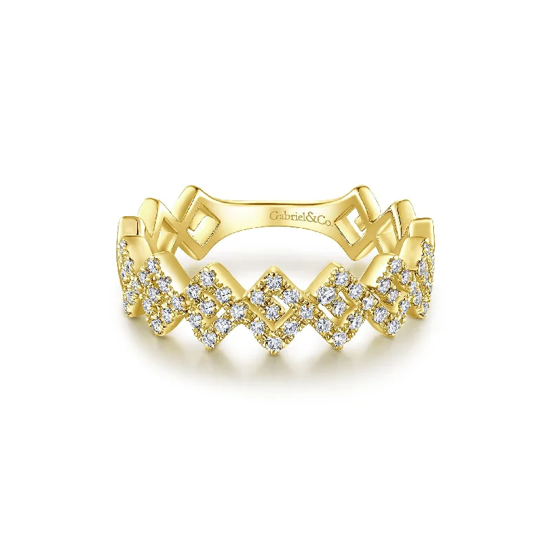 cluster ladies ring-14K Yellow Gold Diamond Fashion Band